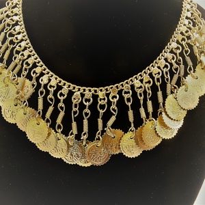 beautiful gold tone dangle goldgilt coin necklace